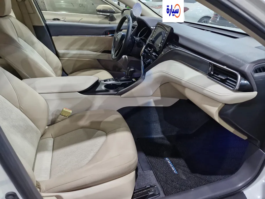 2024 Toyota Camry  GLE HEV  