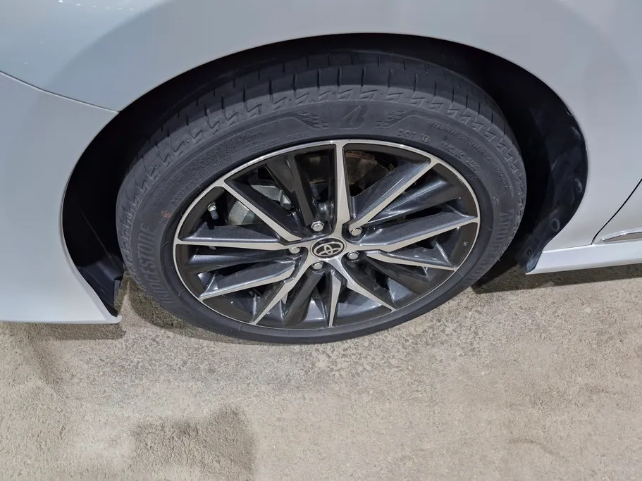 2024 Toyota Camry  GLE HEV  