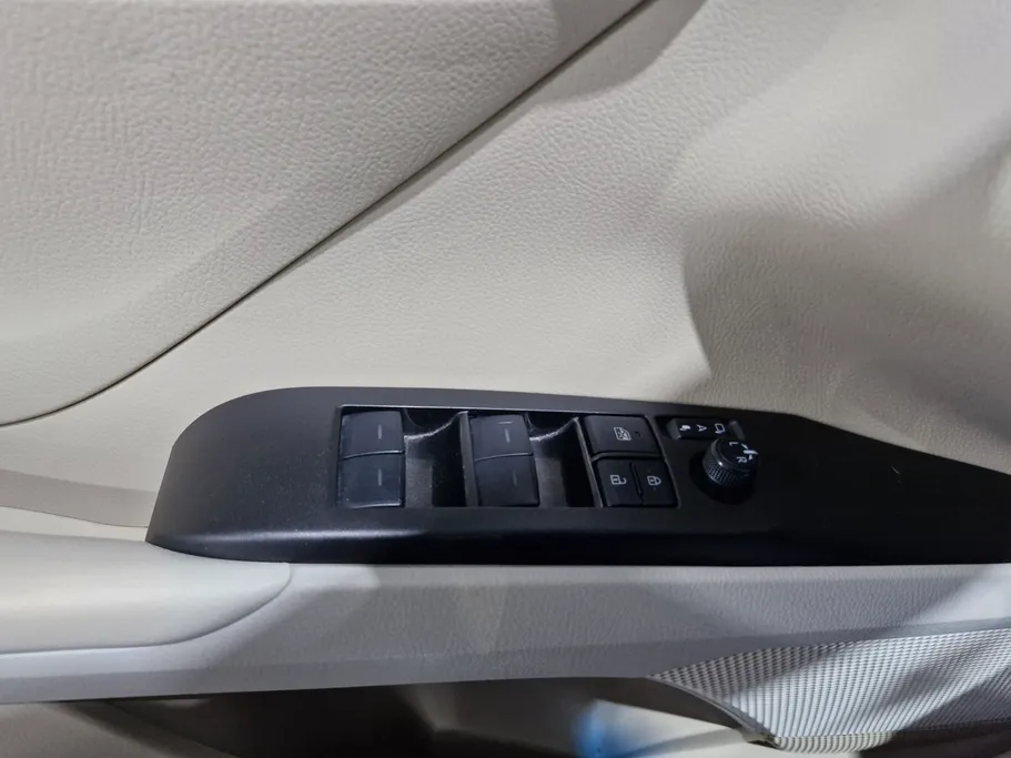 2024 Toyota Camry  GLE HEV  