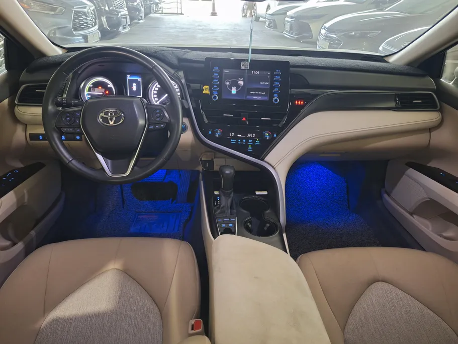 تويوتا كامري GLE HEV  2024 