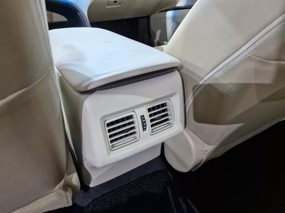 2024 Toyota Camry  GLE HEV  