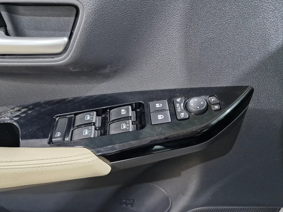 2024 Toyota Yaris  YX 