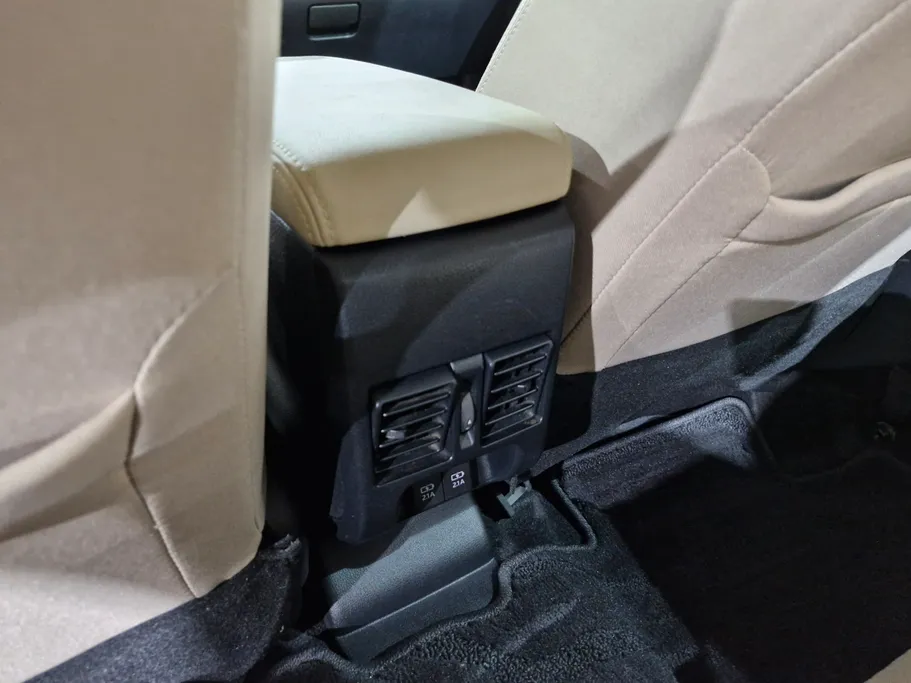 2024 Toyota Yaris  YX 