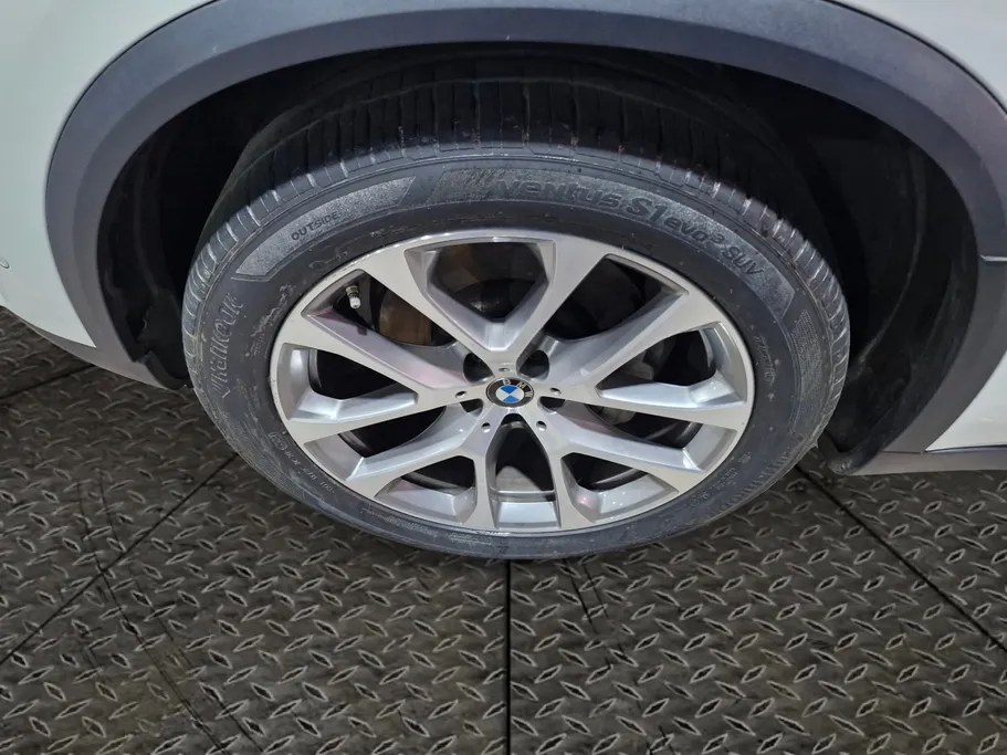 بي ام دبليو الفئة اكس 5 xDrive 40i 2021 