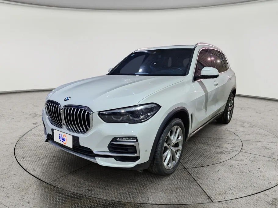 بي ام دبليو الفئة اكس 5 xDrive 40i 2021 