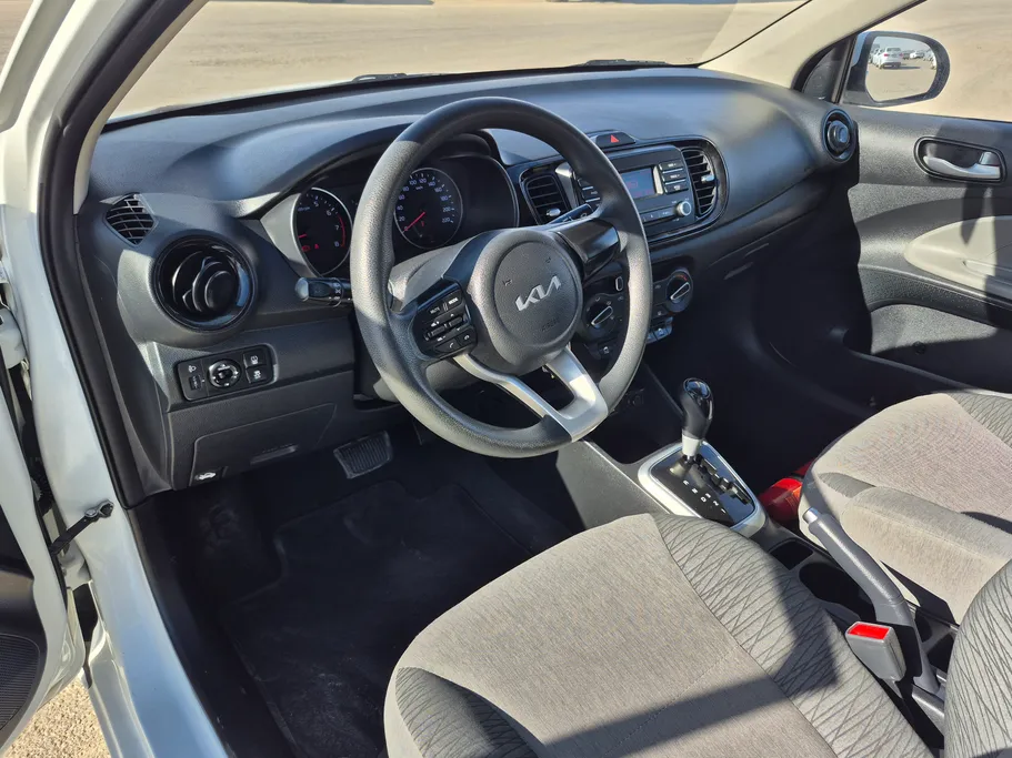2023 Kia Pegas LX 