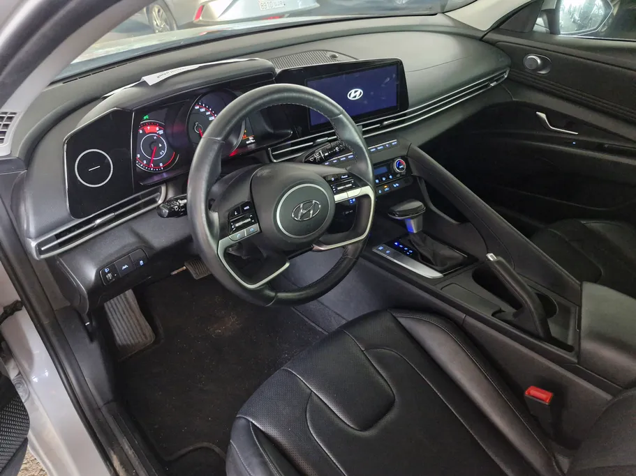 2023 Hyundai Elantra PREMIUM 