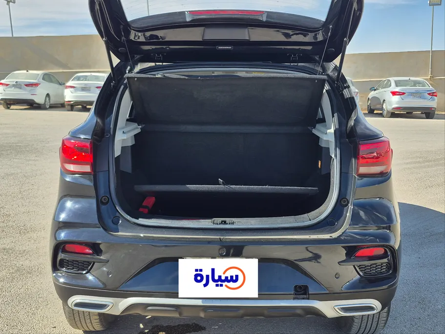 ام جي ZS STD 2023 