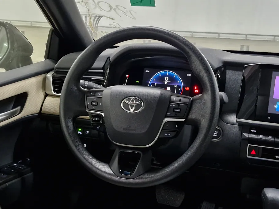 2025 Toyota Camry  E 