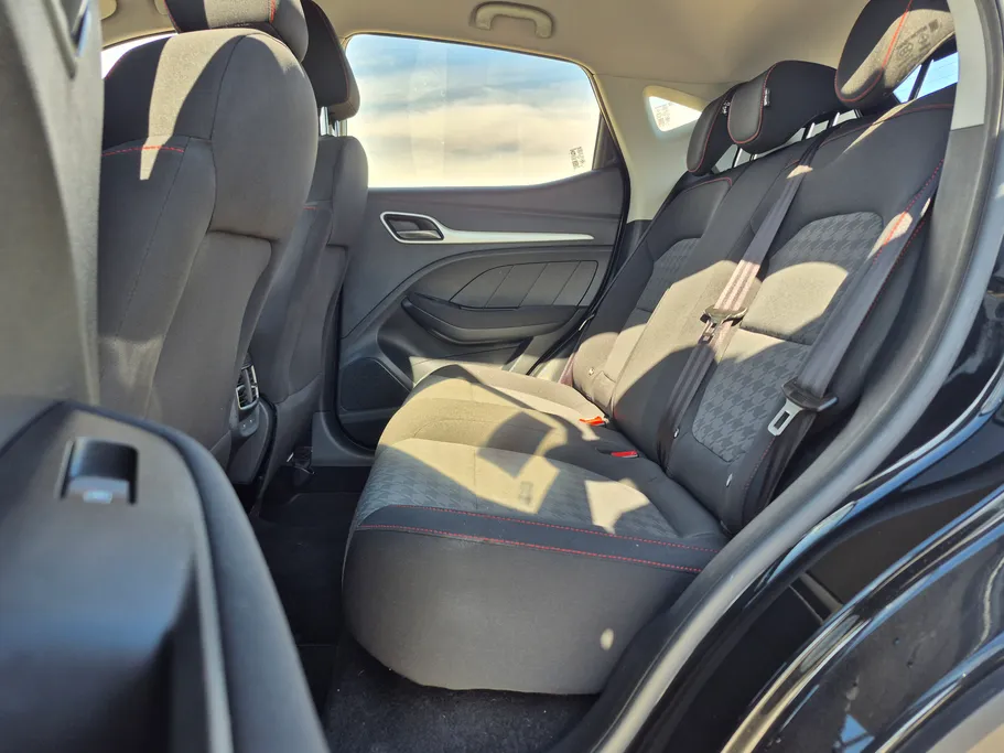 ام جي ZS STD 2023 