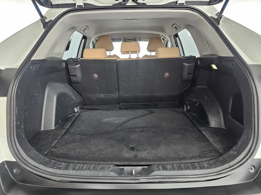 تويوتا راف فور LE 2022 