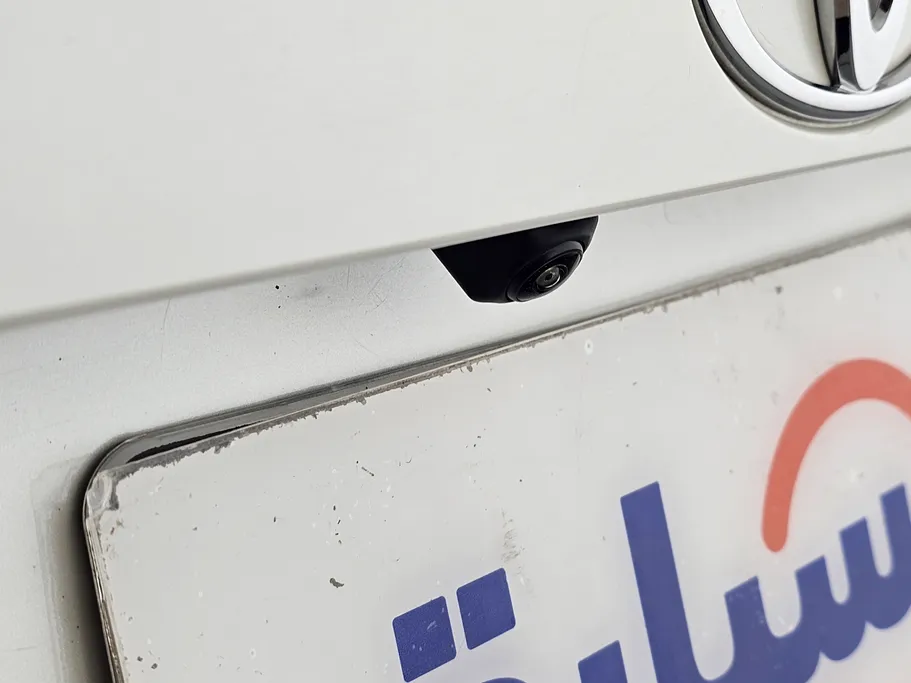 تويوتا راف فور LE 2022 