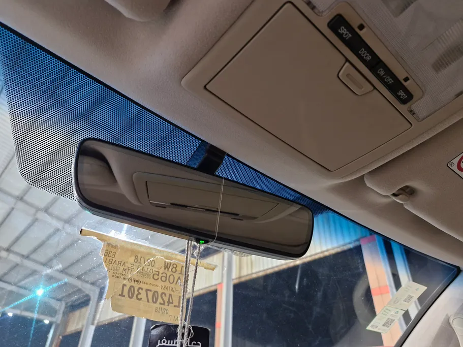 2020 Toyota Land Cruiser Grand Touring 