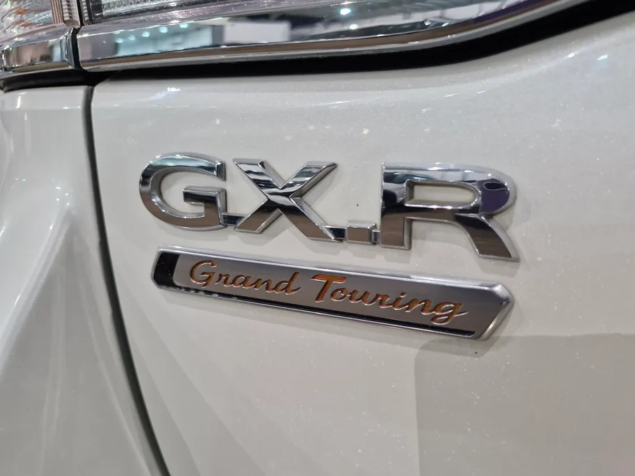 2020 Toyota Land Cruiser Grand Touring 