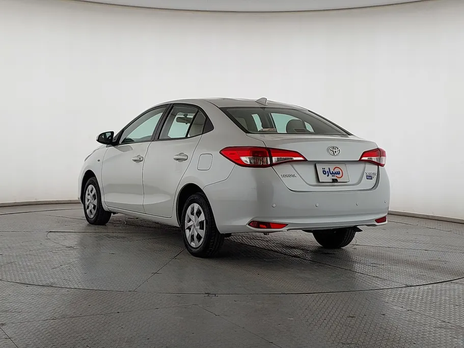 2021 Toyota Yaris  Y 