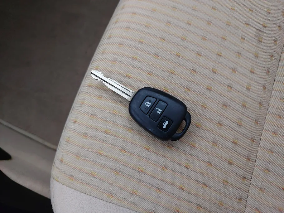 2021 Toyota Yaris  Y 