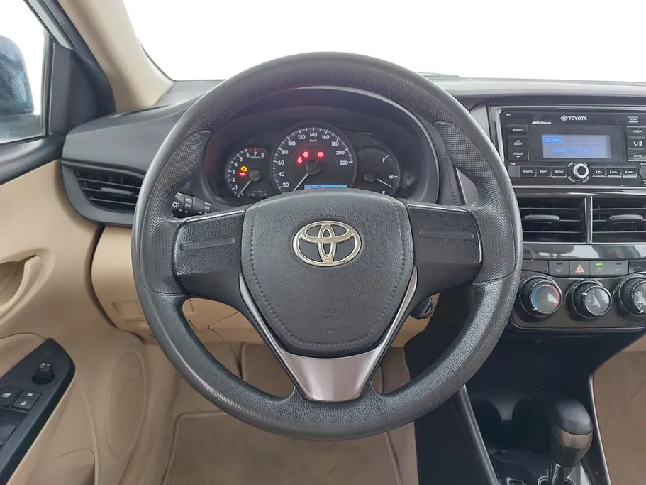 2021 Toyota Yaris  Y 