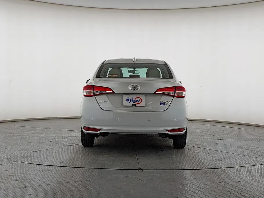 2021 Toyota Yaris  Y 