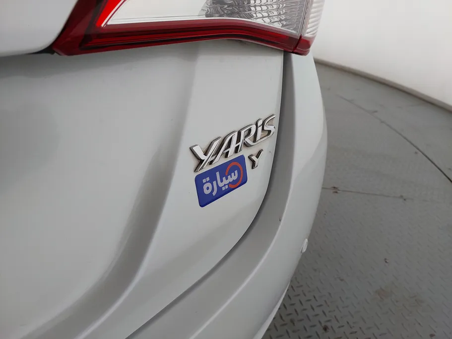 2021 Toyota Yaris  Y 