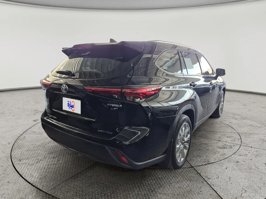 2023 Toyota Highlander Limited 