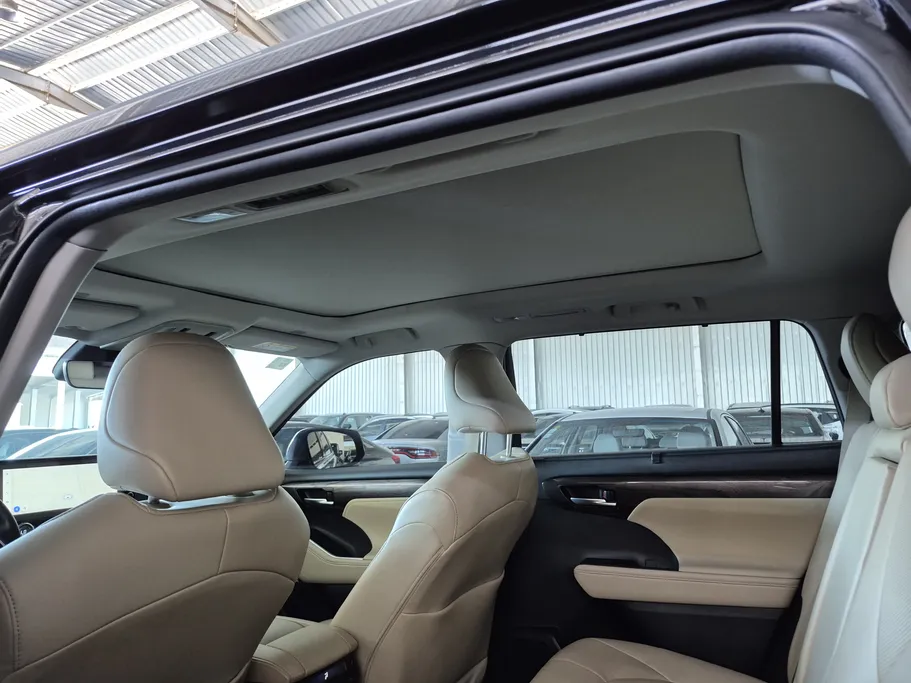 2023 Toyota Highlander Limited 