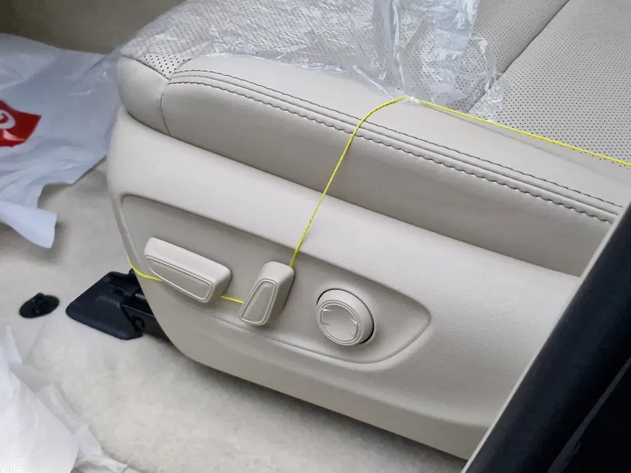 2025 Toyota Land Cruiser GXR4 