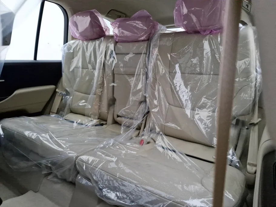 2025 Toyota Land Cruiser GXR4 