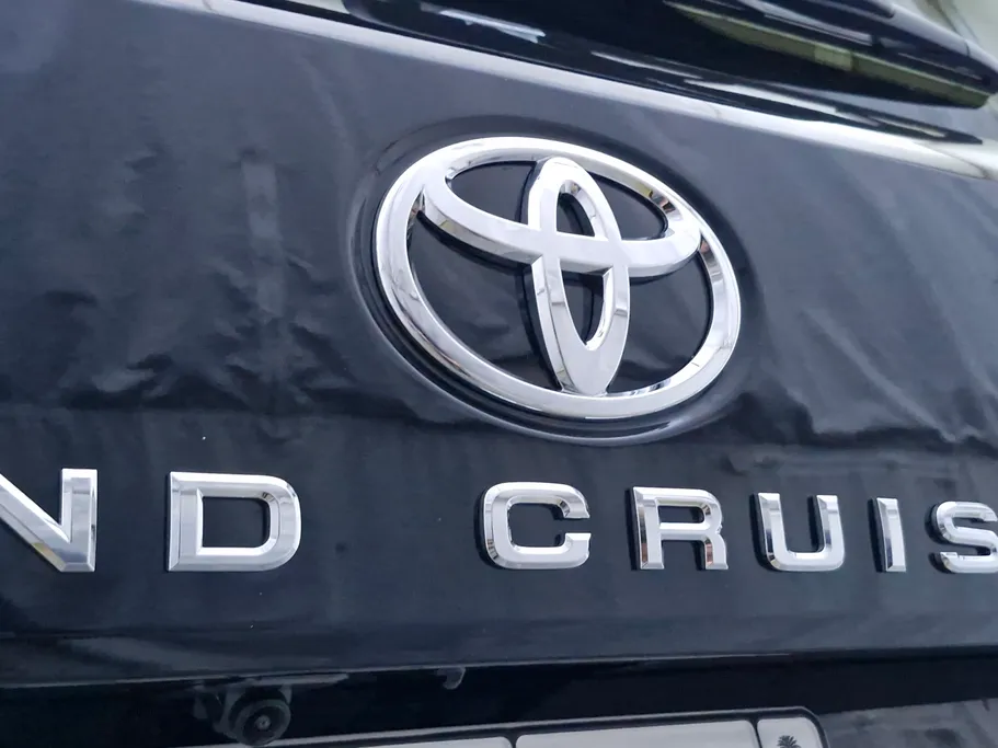 2025 Toyota Land Cruiser GXR4 