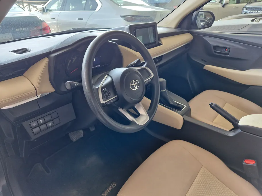 تويوتا يارس Y 2023 