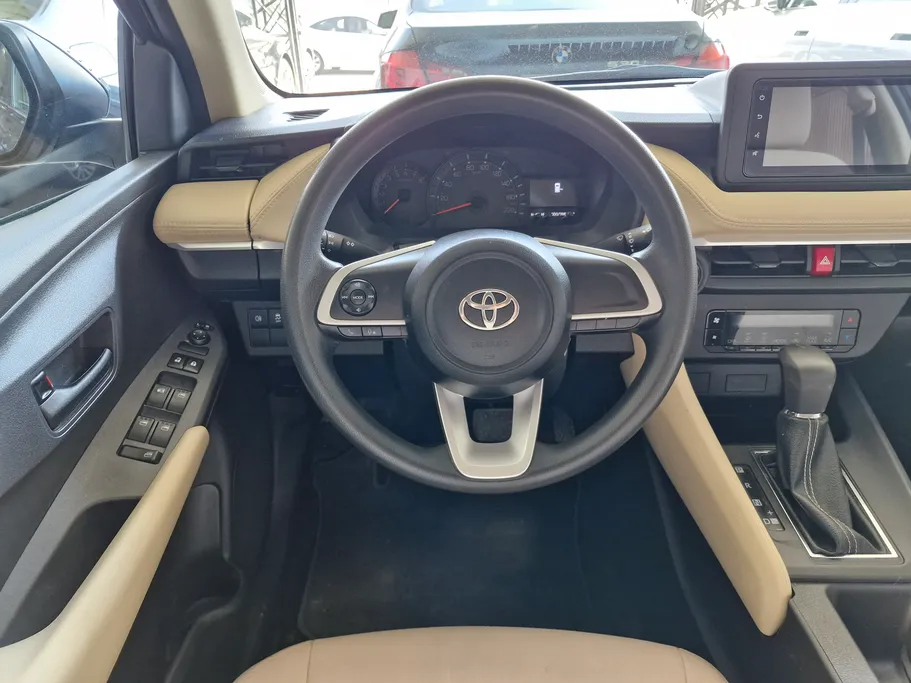 تويوتا يارس Y 2023 