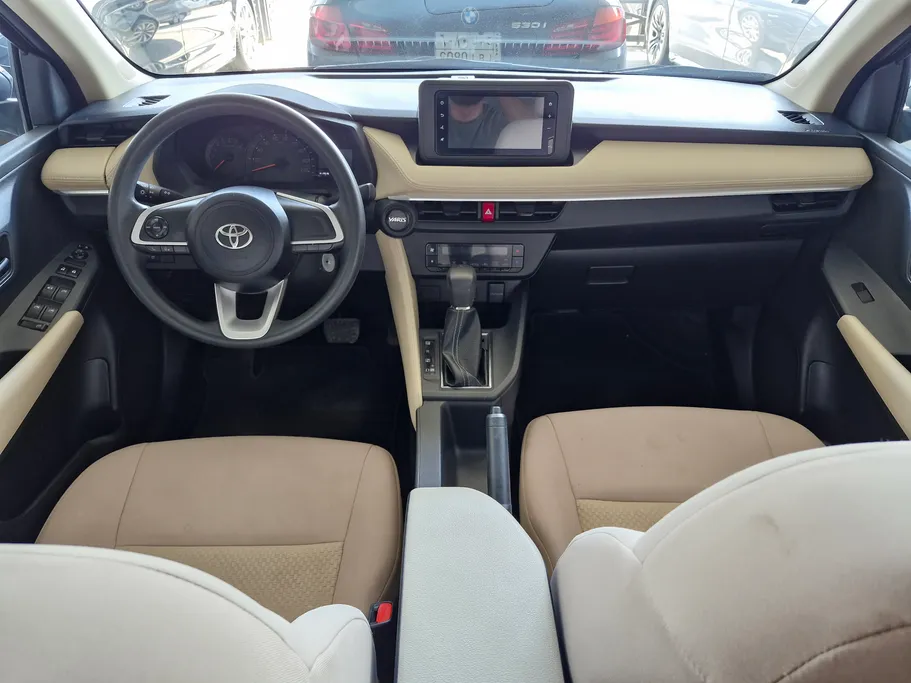 تويوتا يارس Y 2023 