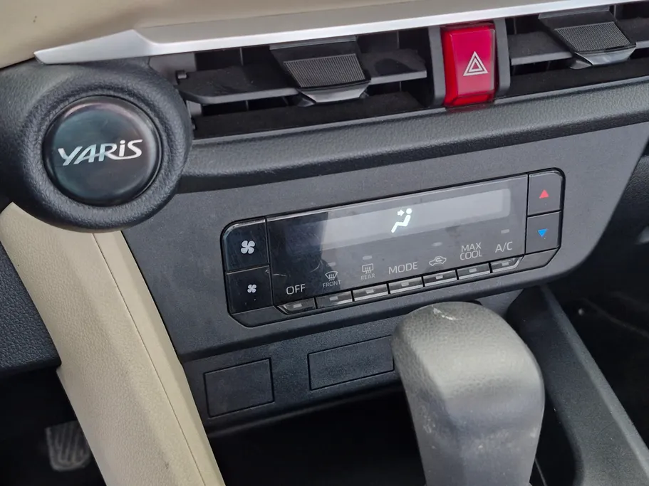 تويوتا يارس Y 2023 