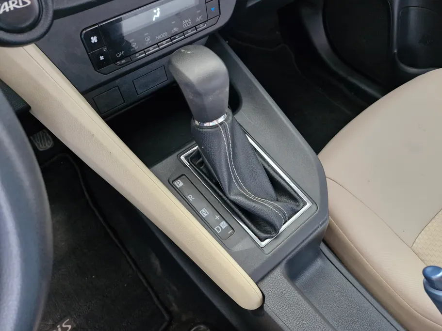 تويوتا يارس Y 2023 