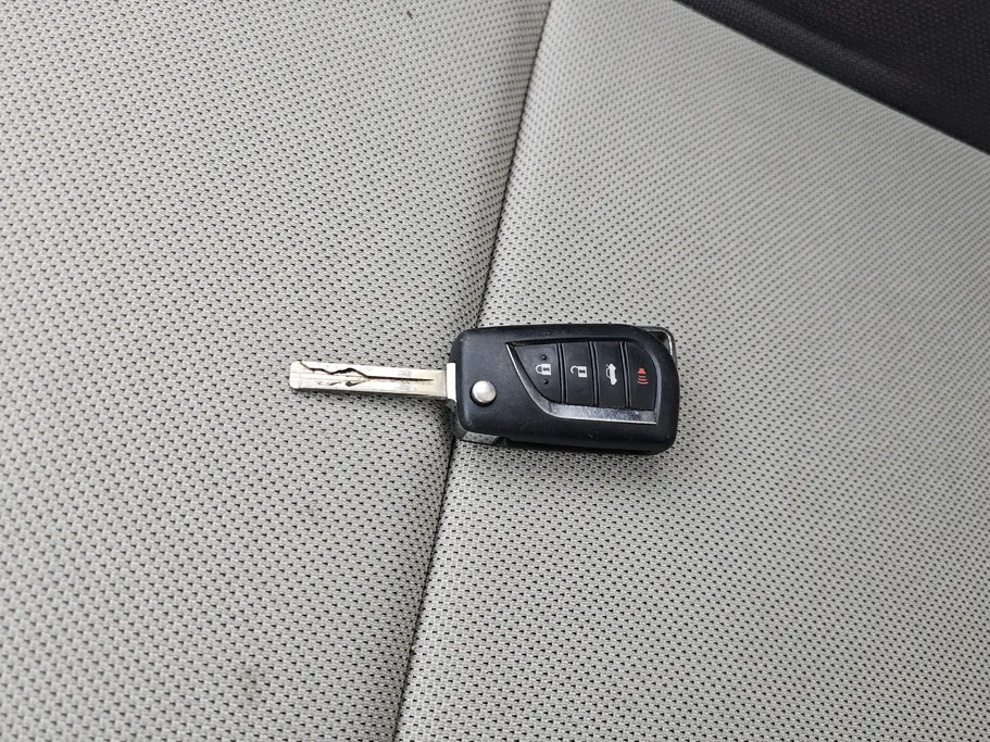 تويوتا كورولا XLI 2023 