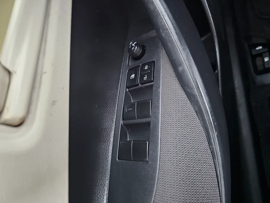 تويوتا كورولا XLI 2023 