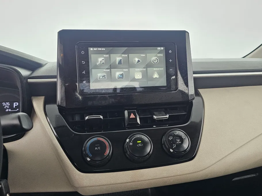 تويوتا كورولا XLI 2023 