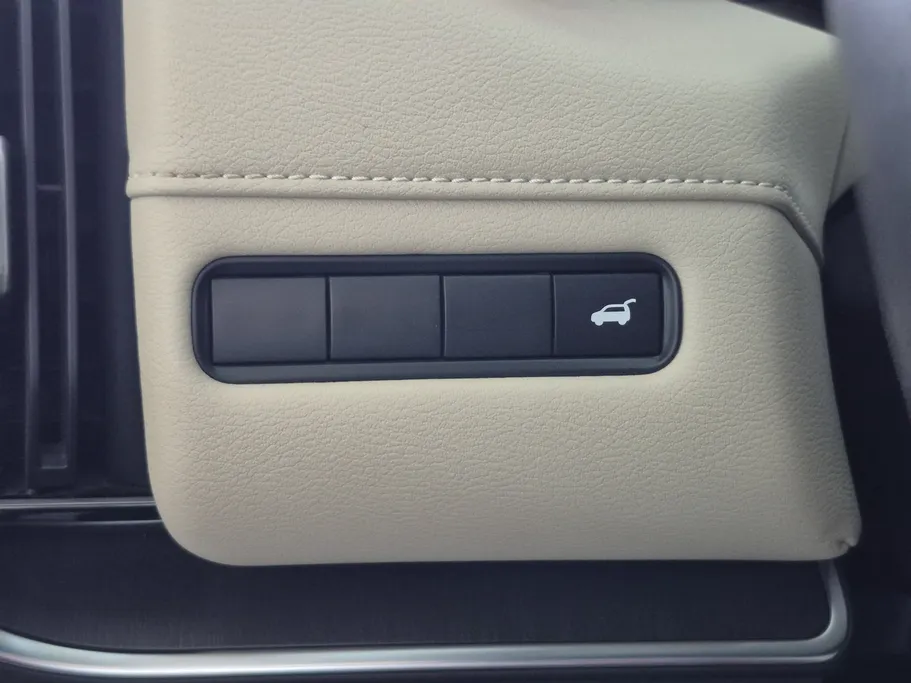 نيسان باترول SE 2025 