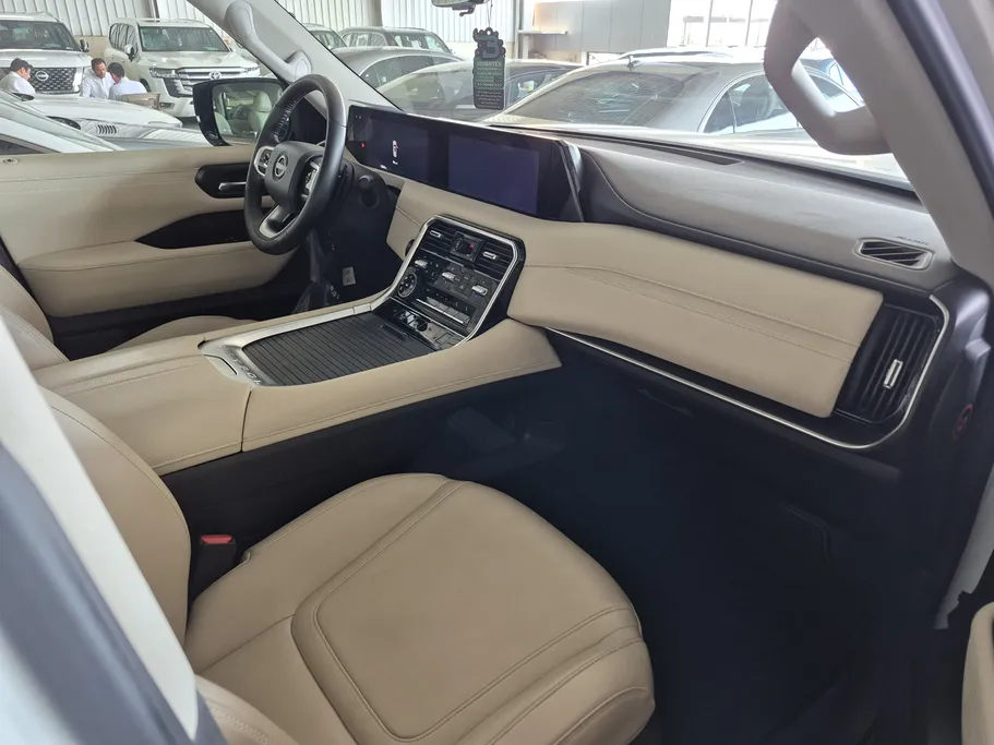 نيسان باترول SE 2025 