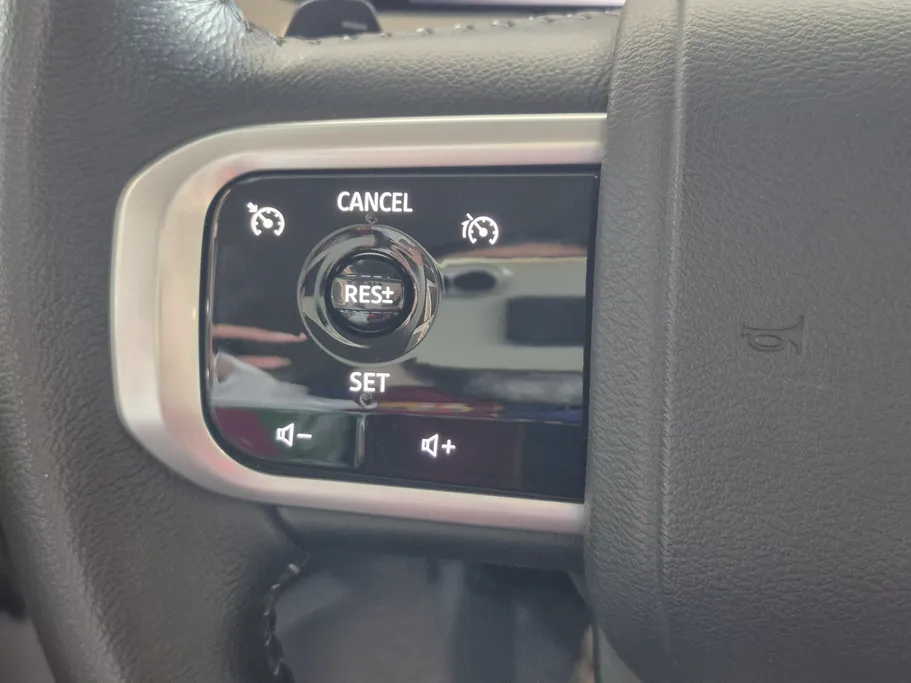 نيسان باترول SE 2025 