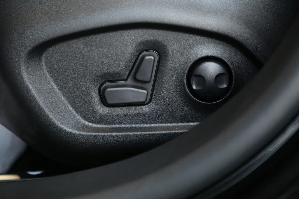 جيب كوماندر ليمتد بلس 2026 