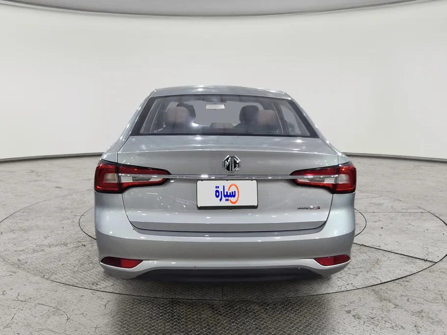 ام جي 5 STD 2022 