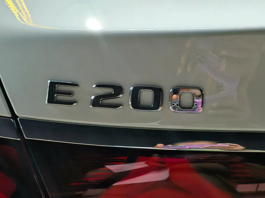 2024 Mercedes E 200 