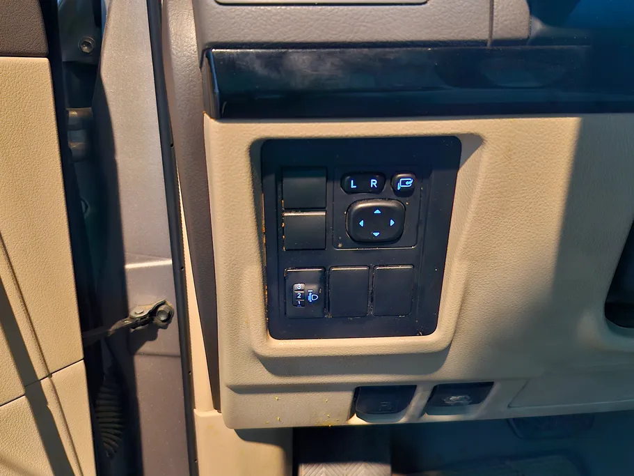 تويوتا برادو TXL 2023 