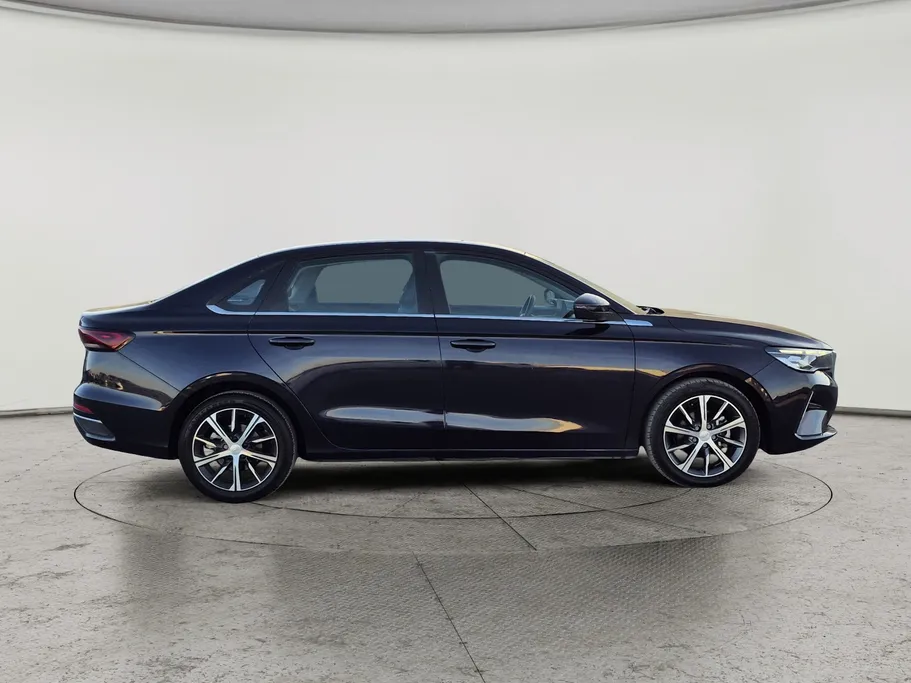 2023 Geely Emgrand GF 