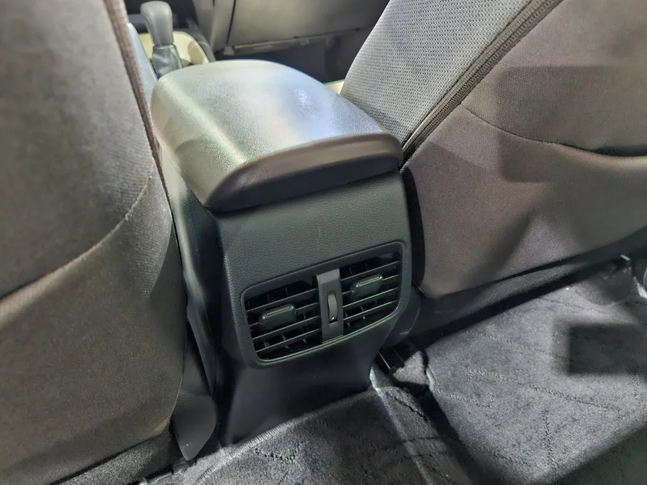 تويوتا كورولا XLI 2023 