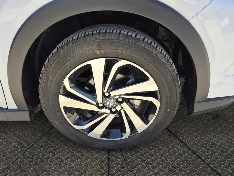 2024 Toyota Raize XLE 