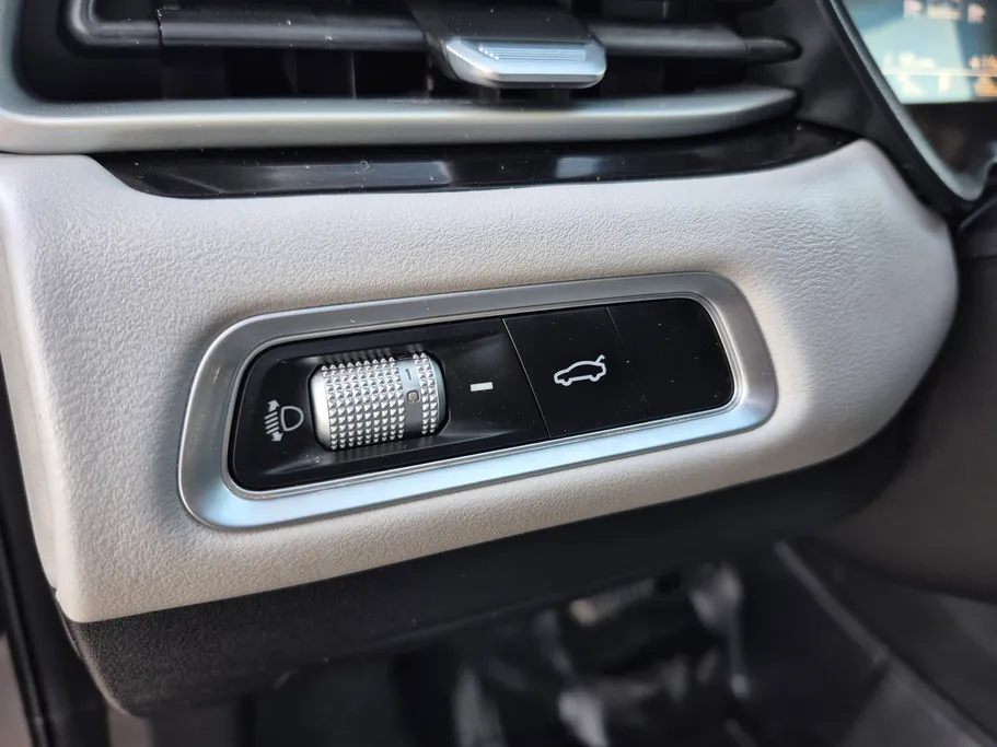 2023 Geely Emgrand GF 