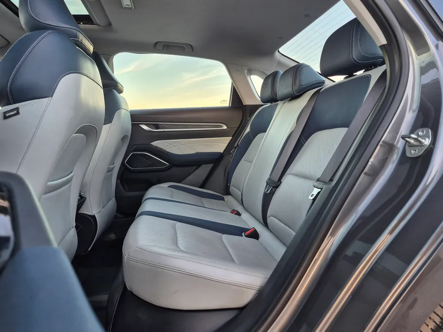 2023 Geely Emgrand GF 