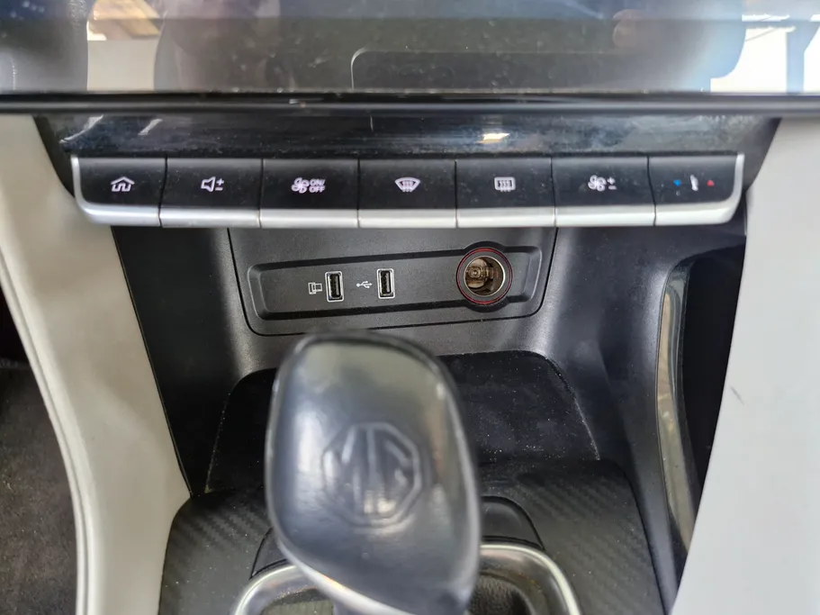 ام جي ZS LUX 2023 