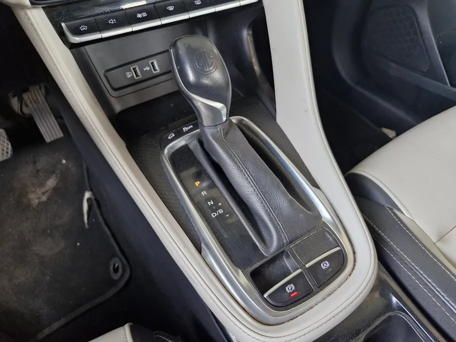 ام جي ZS LUX 2023 